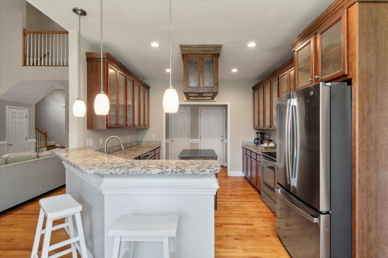 8320 Tyrian Path Photo 13