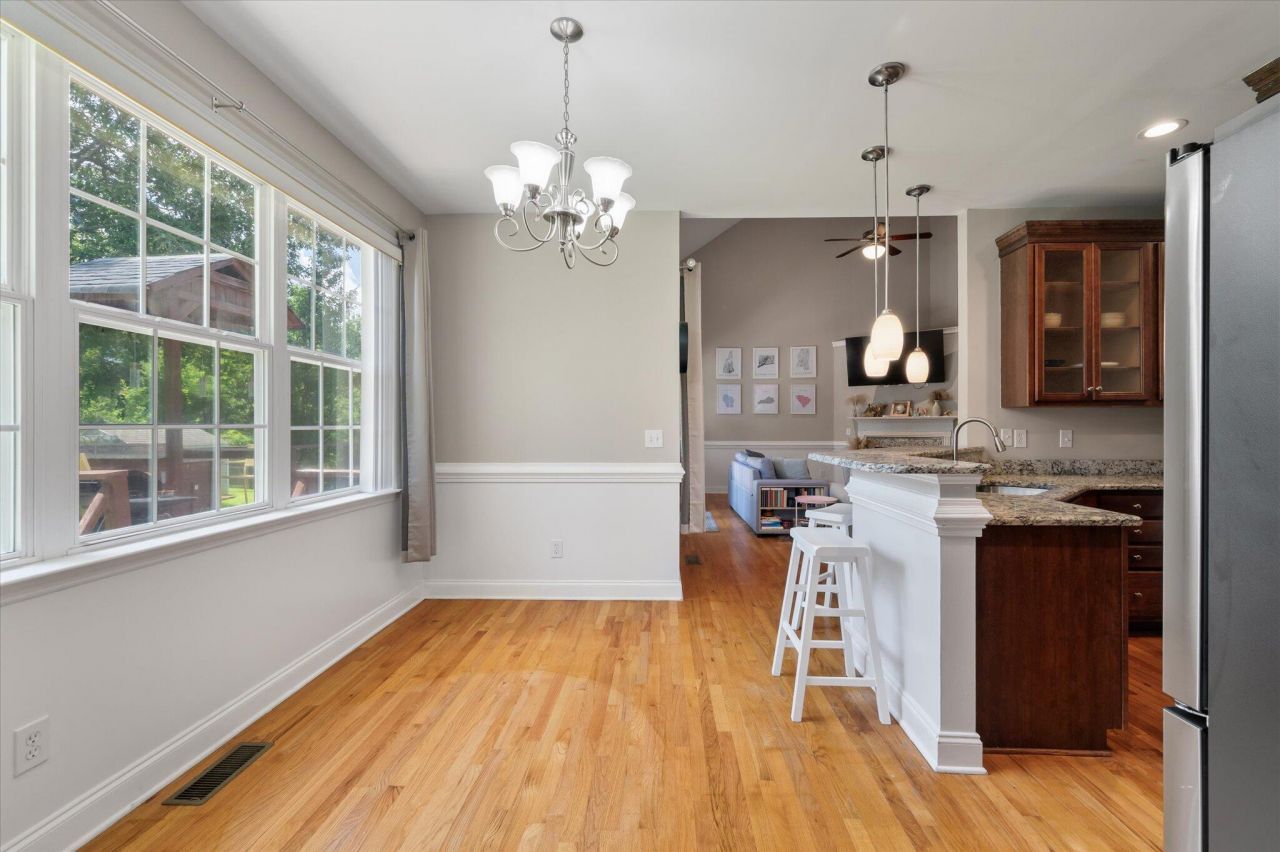 8320 Tyrian Path Photo 15