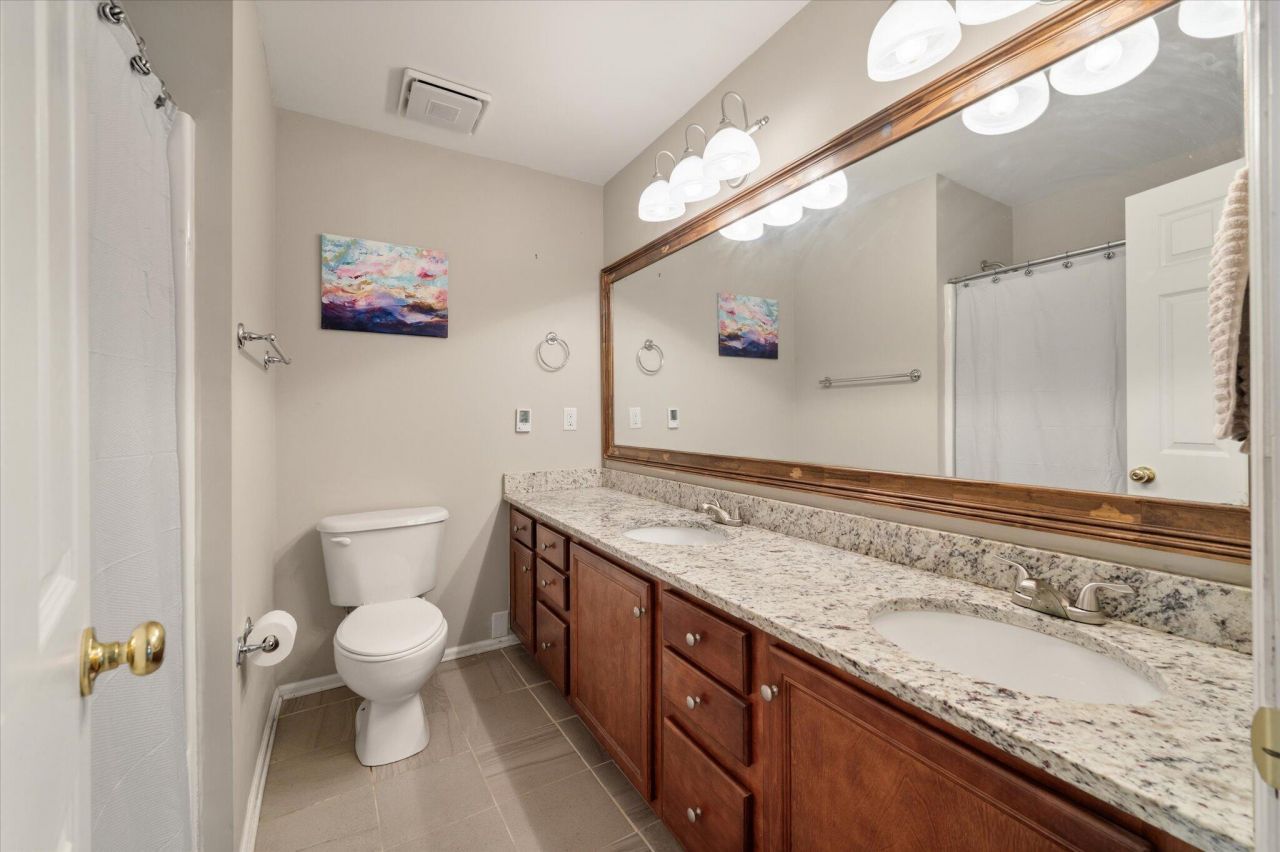 8320 Tyrian Path Photo 25