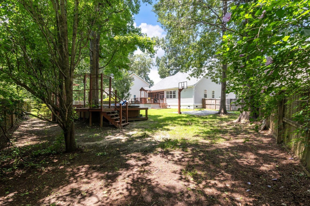 8320 Tyrian Path Photo 26