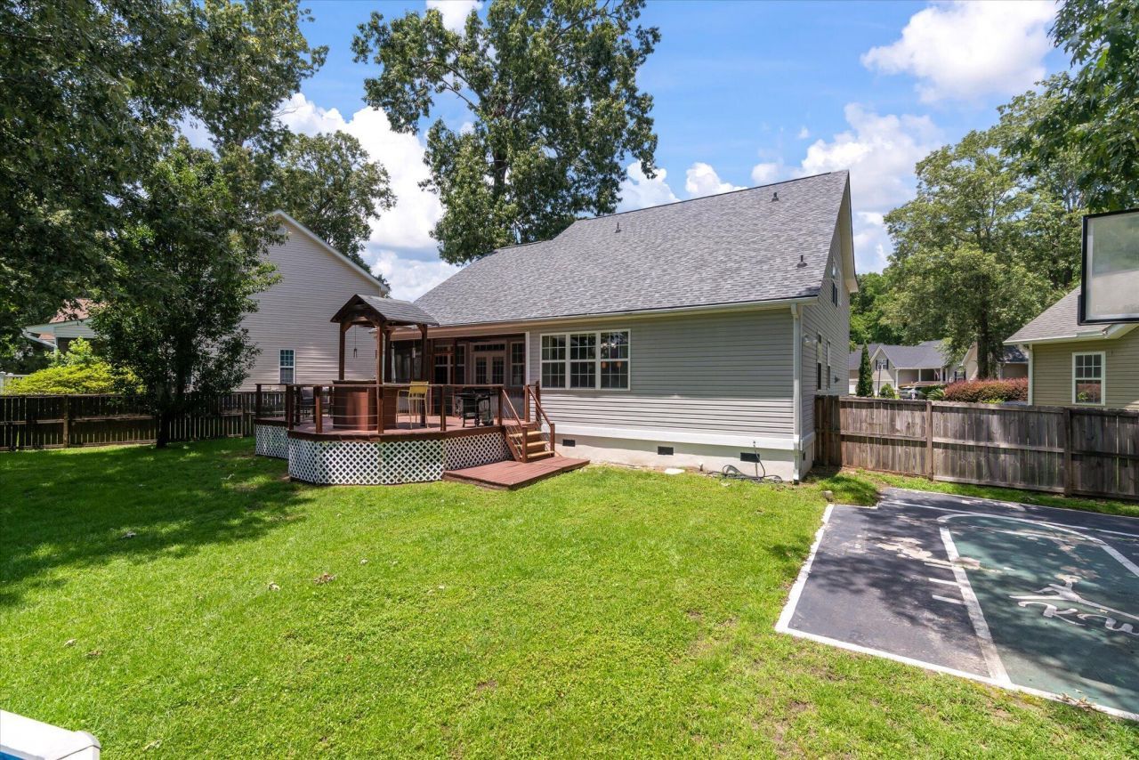 8320 Tyrian Path Photo 32