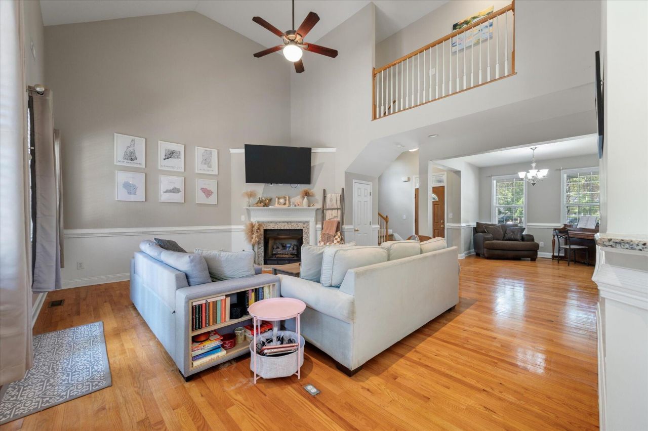 8320 Tyrian Path Photo 4