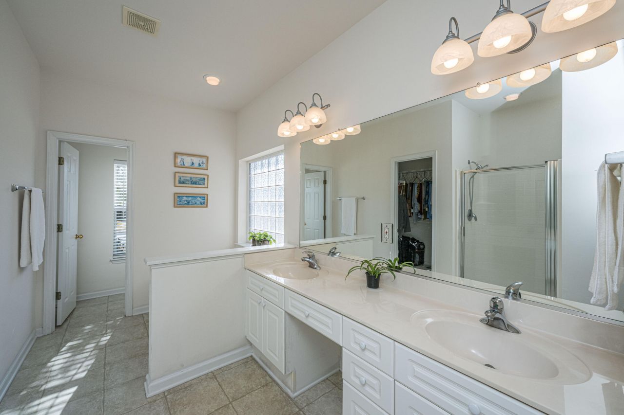 102 Corral Circle Photo 25