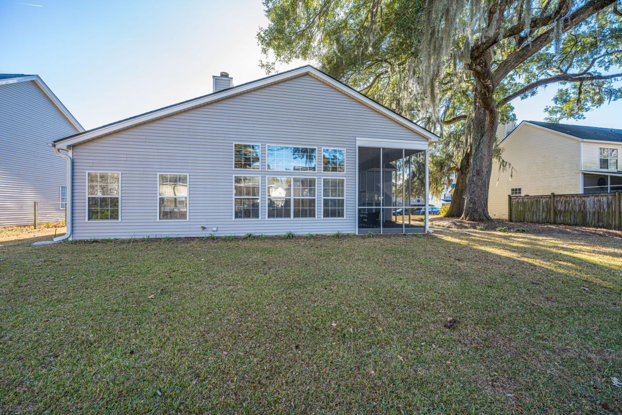 102 Corral Circle Photo 43