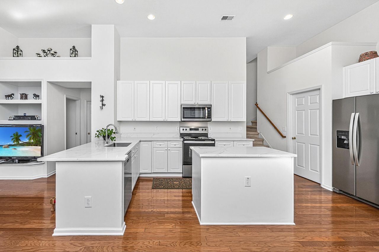 102 Corral Circle Photo 9