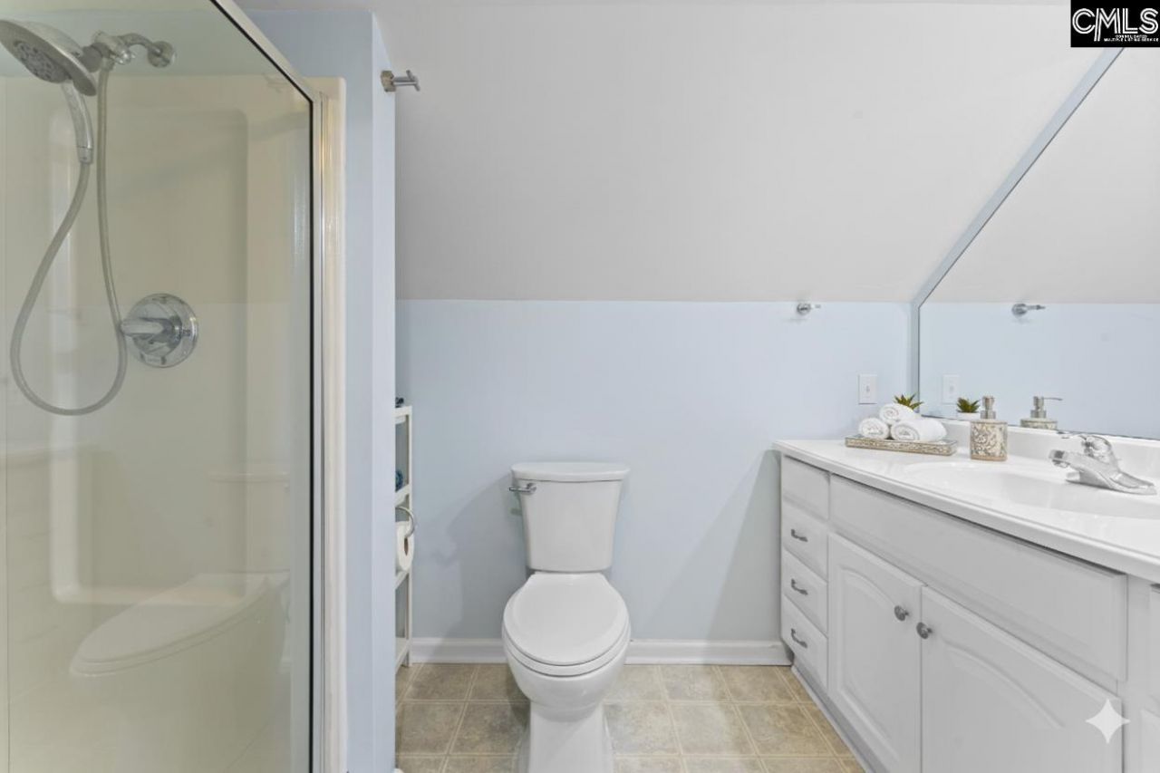 2828 Woodland Hills Street E Photo 16