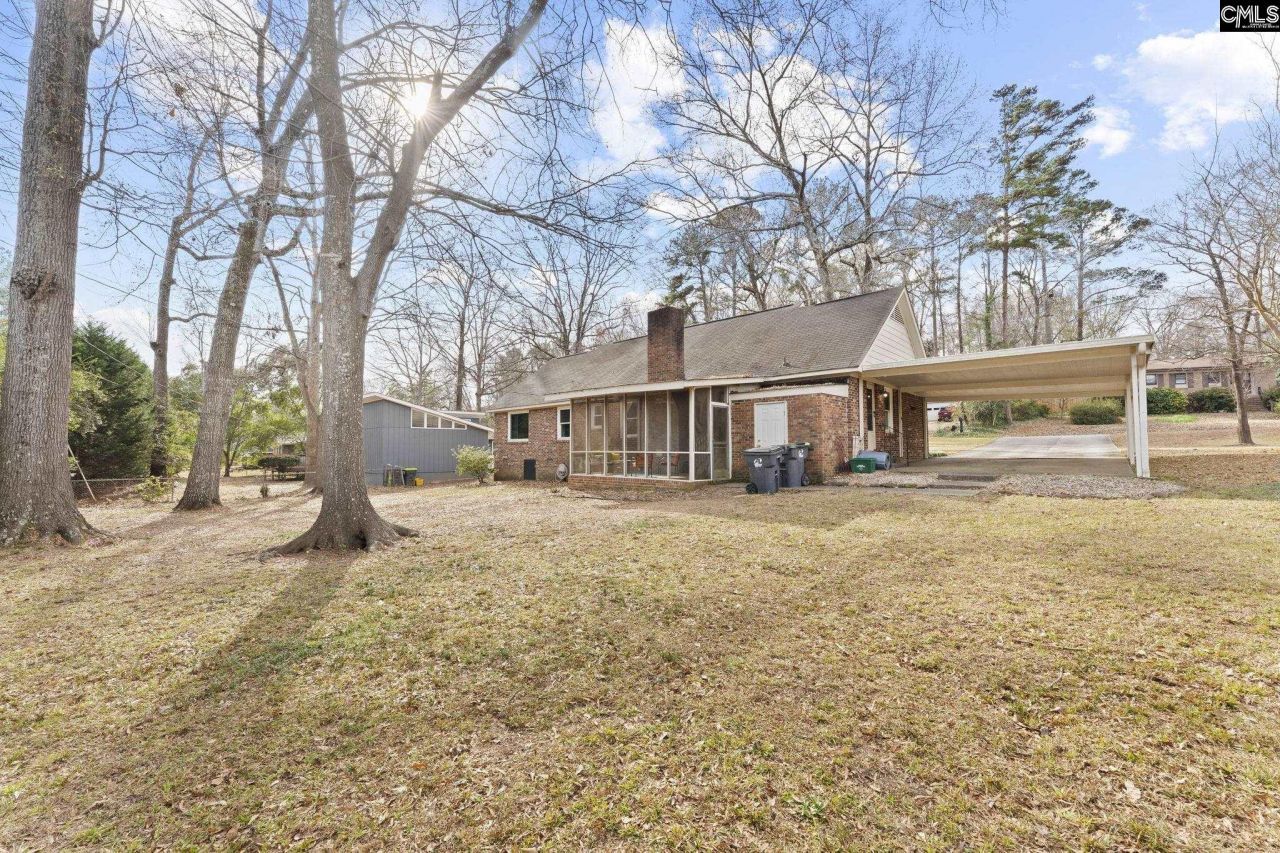 2828 Woodland Hills Street E Photo 18