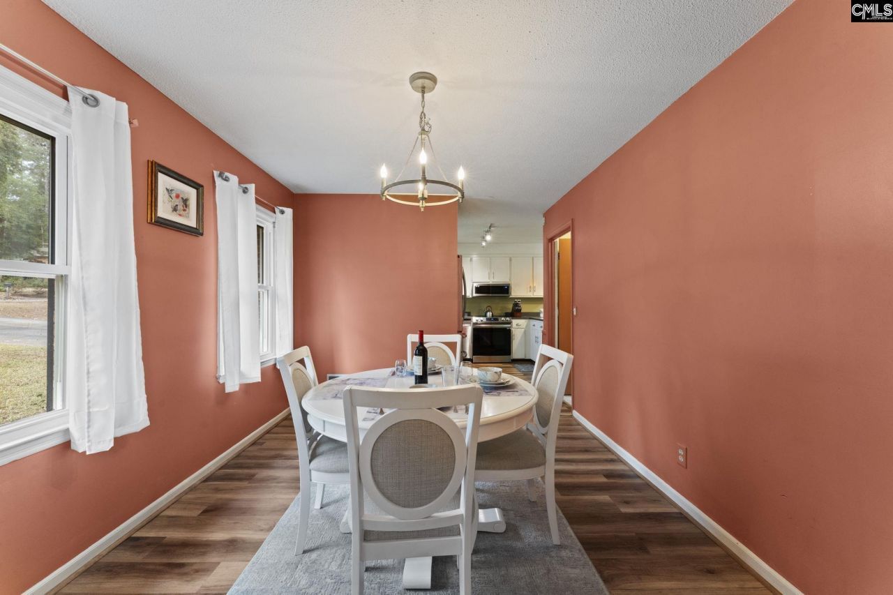 2828 Woodland Hills Street E Photo 7