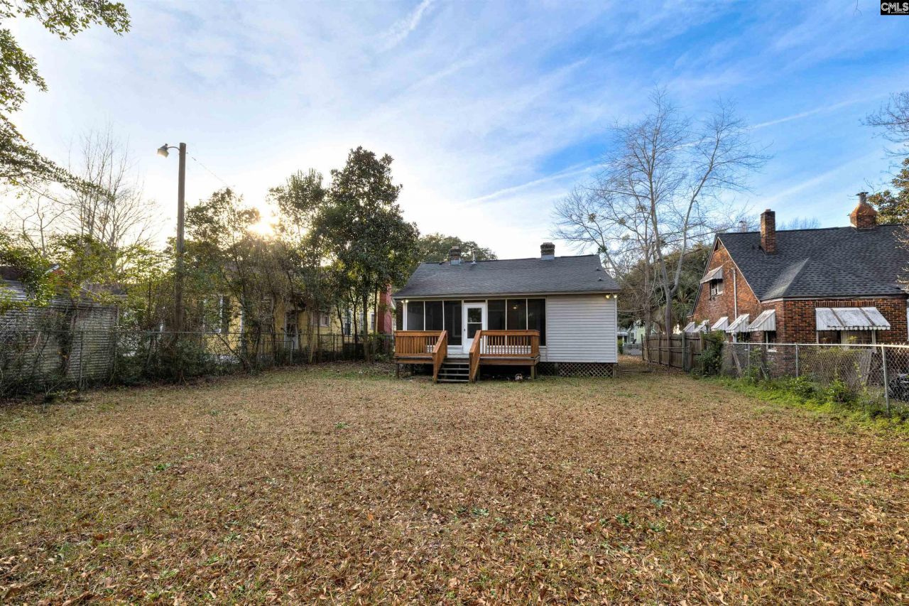 25 Baker Street Photo 9