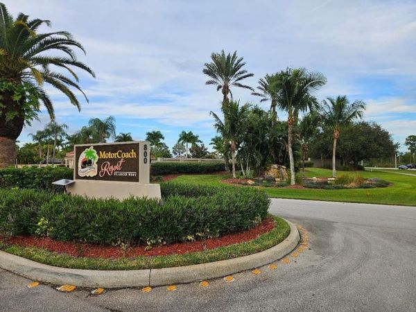 432 NW Boundary Drive, Port Saint Lucie, FL 34986