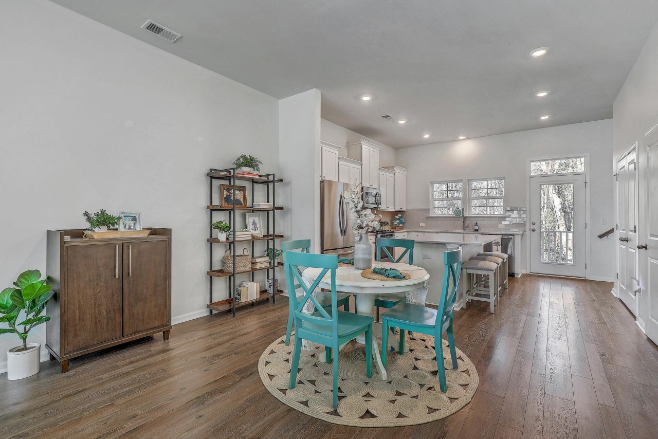 316 Spindlewood Way Photo 8