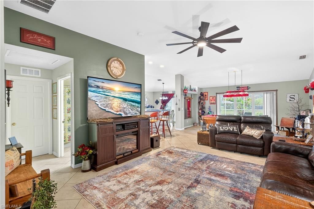 4505 Varsity Cir, Lehigh Acres, FL 33971 Photo