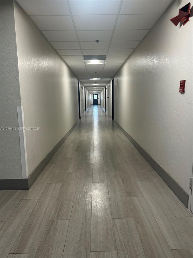 919 Hillcrest Dr, Unit 303, Hollywood, FL 33021 Photo