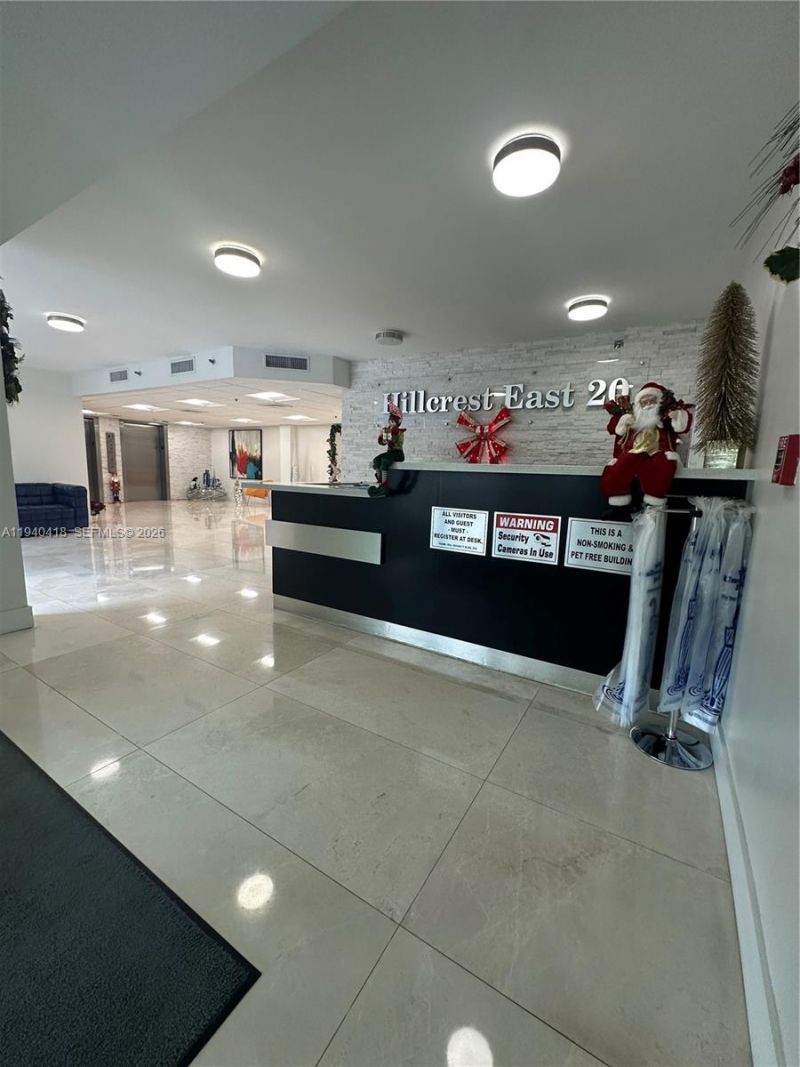 919 Hillcrest Dr, Unit 303, Hollywood, FL 33021 Photo