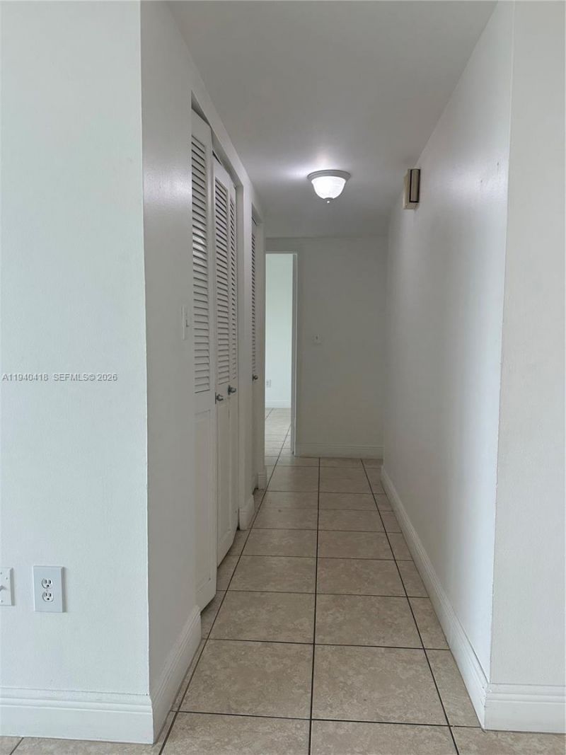 919 Hillcrest Dr, Unit 303, Hollywood, FL 33021 Photo