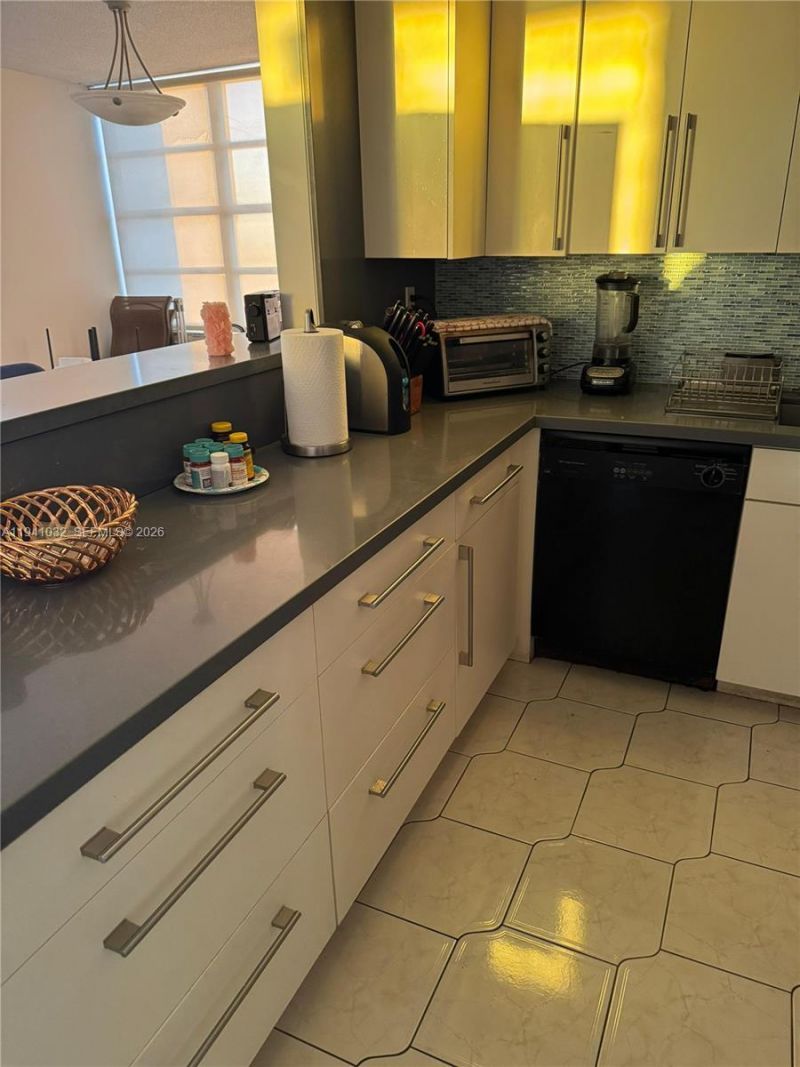 2750 NE 183rd St, Unit 1503, Aventura, FL 33160 Photo