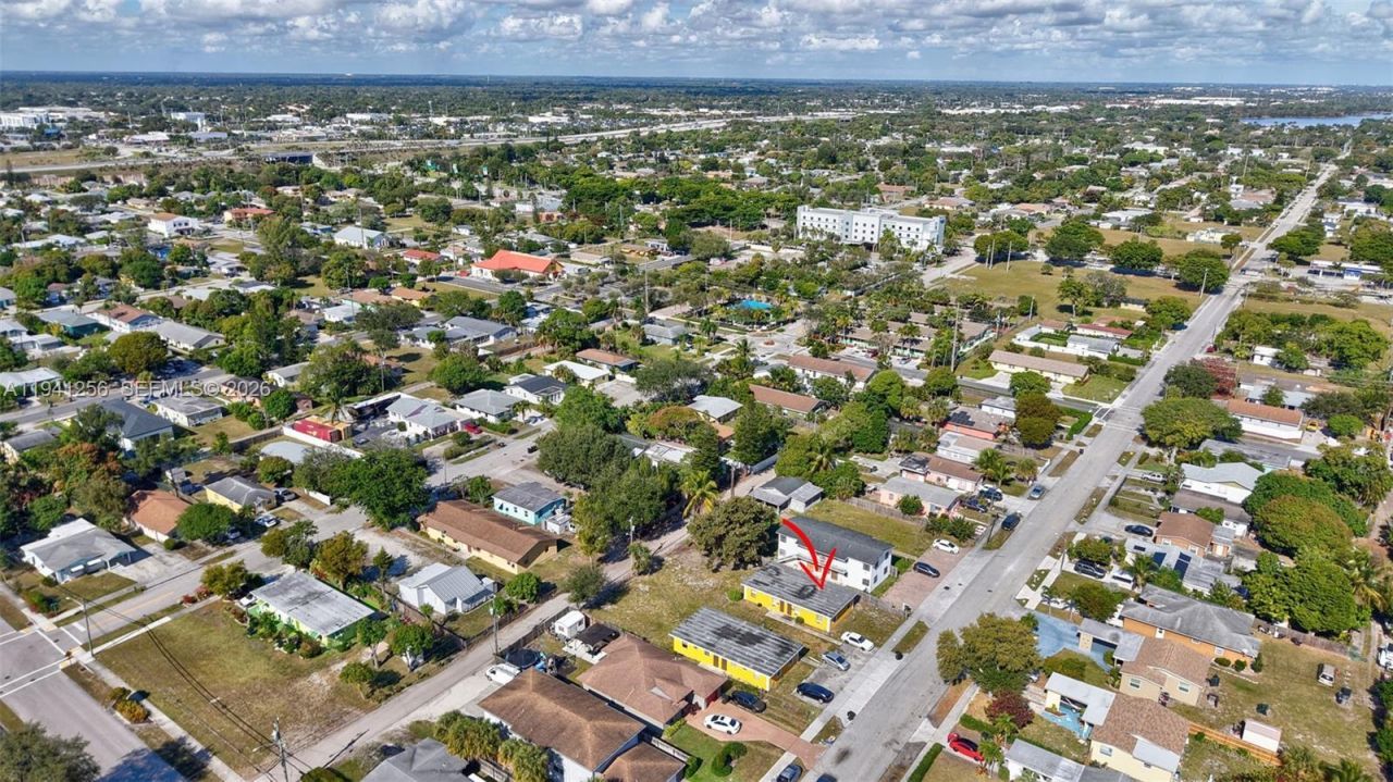 130 - 132 - 134 - 136 SW 8th Ave, Delray Beach, FL 33444 Photo