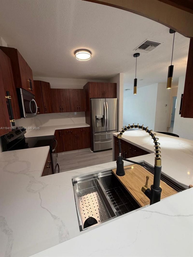 3030 SW 96th Ave, Miami, FL 33165 Photo