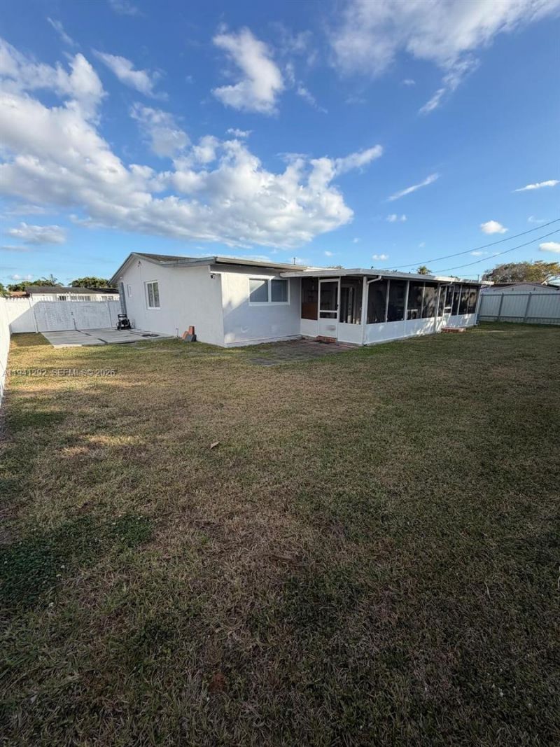 3030 SW 96th Ave, Miami, FL 33165 Photo