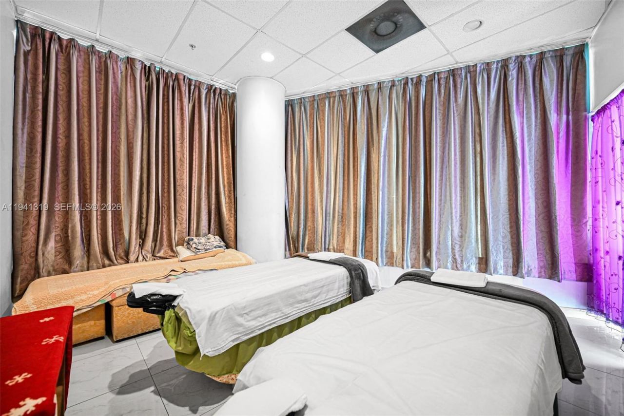 2301 Wilton Dr, Unit C5, Wilton Manors, FL 33305 Photo