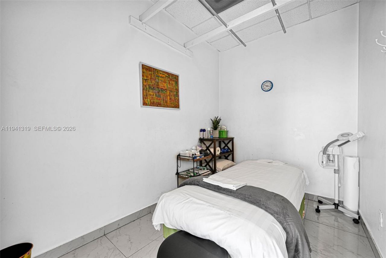 2301 Wilton Dr, Unit C5, Wilton Manors, FL 33305 Photo