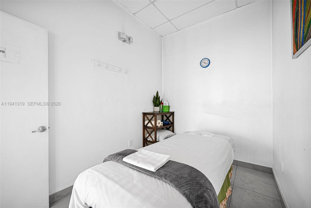 2301 Wilton Dr, Unit C5, Wilton Manors, FL 33305 Photo