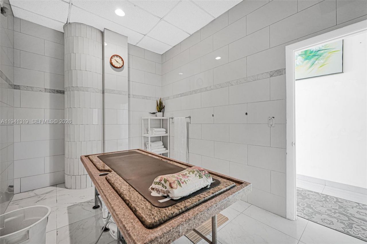 2301 Wilton Dr, Unit C5, Wilton Manors, FL 33305 Photo