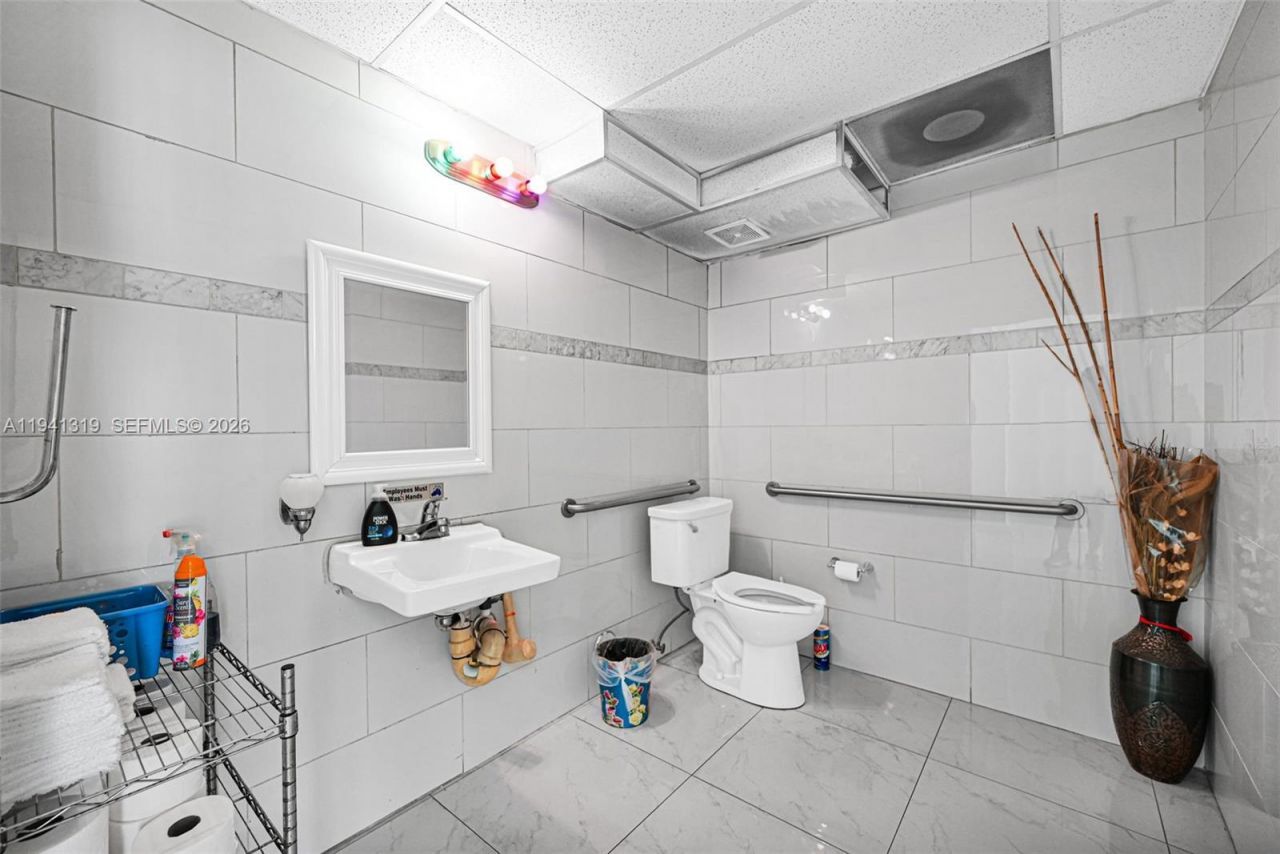 2301 Wilton Dr, Unit C5, Wilton Manors, FL 33305 Photo