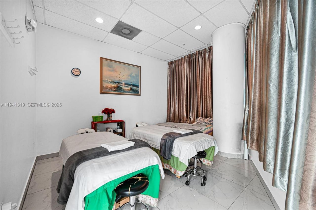 2301 Wilton Dr, Unit C5, Wilton Manors, FL 33305 Photo