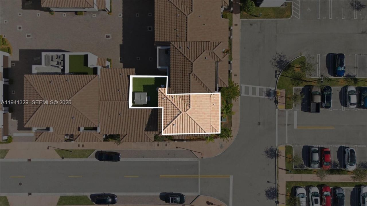 4250 NW 83rd Ave, Doral, FL 33166 Photo