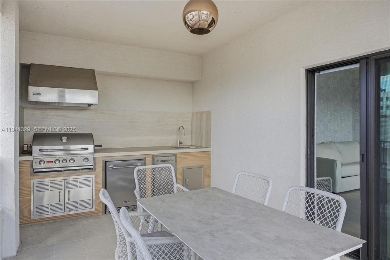 4250 NW 83rd Ave, Doral, FL 33166 Photo