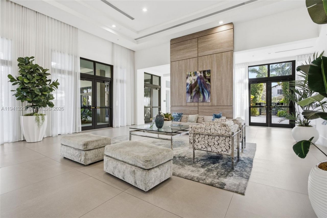 4250 NW 83rd Ave, Doral, FL 33166 Photo