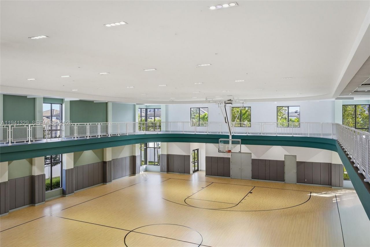 4250 NW 83rd Ave, Doral, FL 33166 Photo