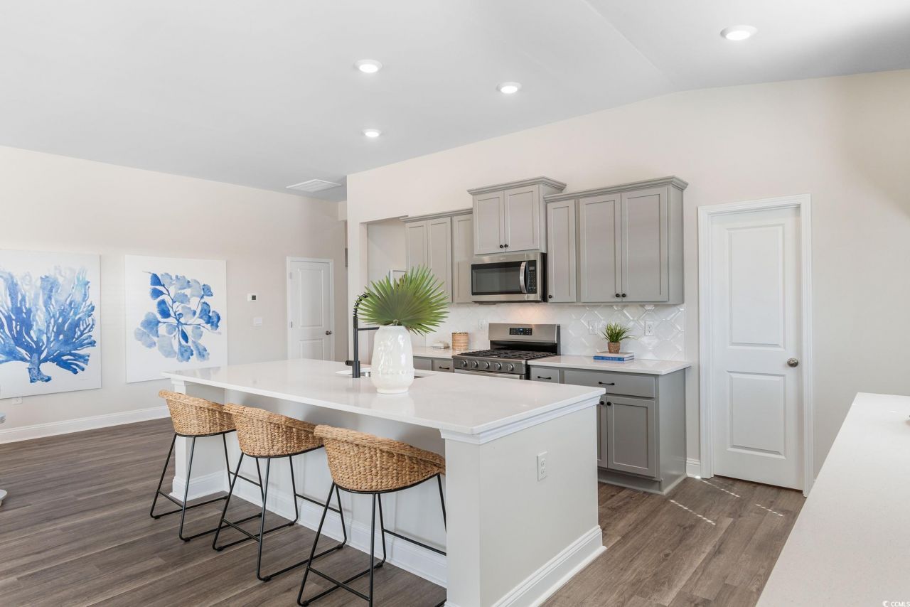 210 Bantry Ln. Photo 6