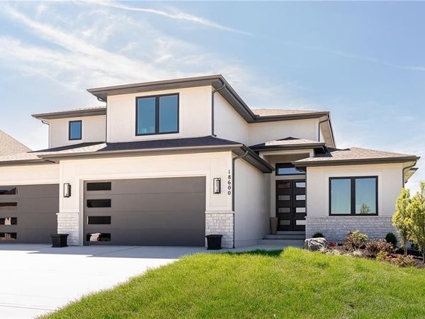 19695 W 113th Place, Olathe, KS 66061