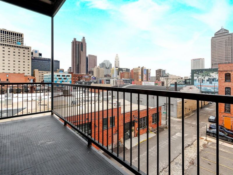 225 N 4th Street, Unit 303, Columbus, OH 43215 Photo 12