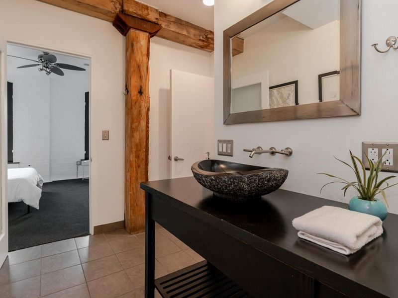 225 N 4th Street, Unit 303, Columbus, OH 43215 Photo 28