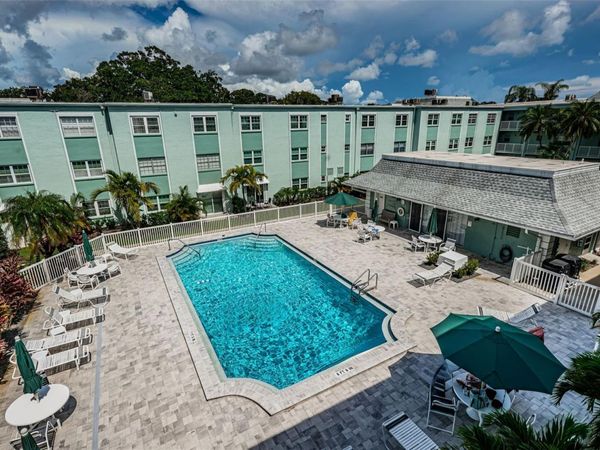 1706 BELLEAIR FOREST DRIVE, Unit 322, BELLEAIR, FL 33756