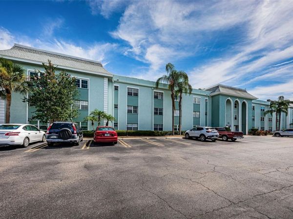 1706 BELLEAIR FOREST DRIVE, Unit 322, BELLEAIR, FL 33756