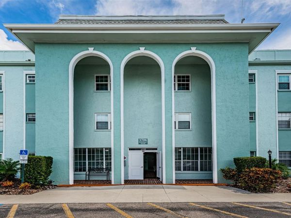1706 BELLEAIR FOREST DRIVE, Unit 322, BELLEAIR, FL 33756