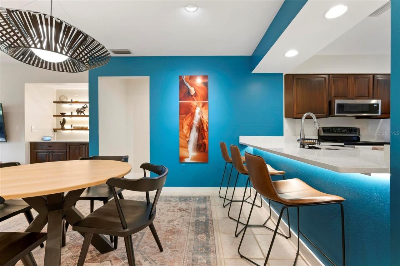 5797 Avista Drive, Unit 5797, Sarasota, FL 34243 Photo