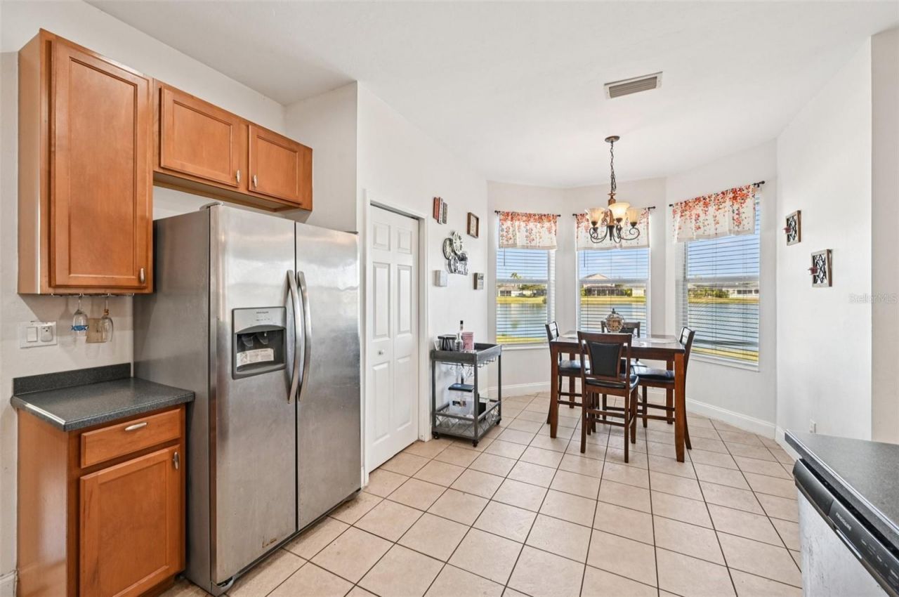 7162 50th Avenue Circle E, Palmetto, FL 34221 Photo