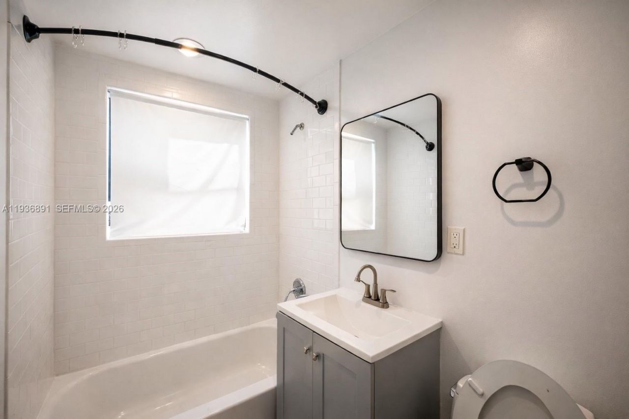 2413 Nassau Ln, Unit 2413, Fort Lauderdale, FL 33312 Photo