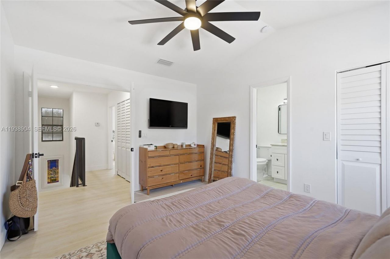 11611 NW 11th St , Unit 11611, Pembroke Pines, FL 33026 Photo