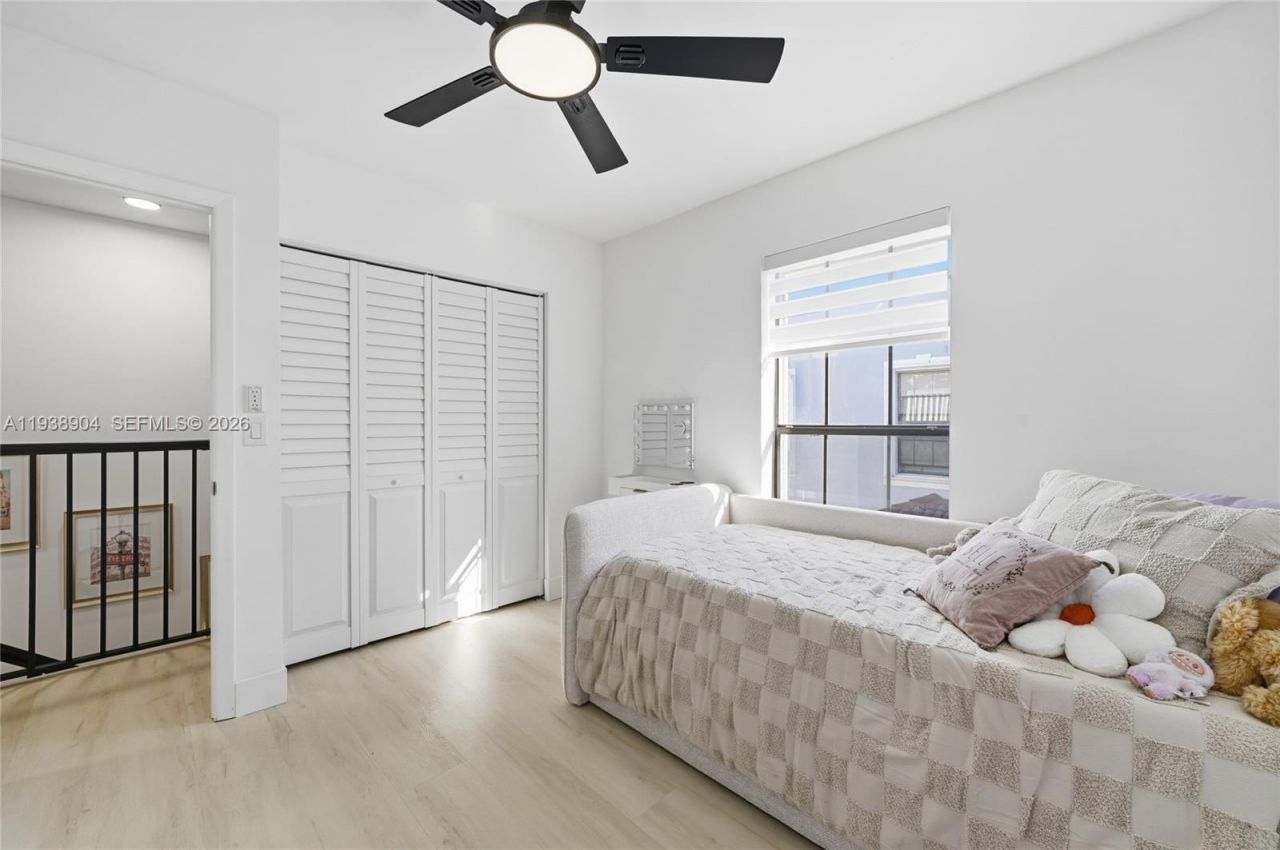 11611 NW 11th St , Unit 11611, Pembroke Pines, FL 33026 Photo