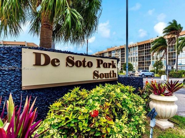 701 Three Islands Blvd, Unit 218, Hallandale Beach, FL 33009