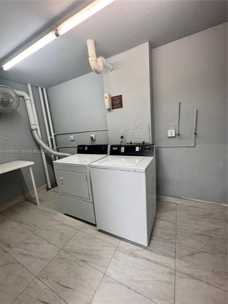 701 Three Islands Blvd, Unit 218, Hallandale Beach, FL 33009 Photo