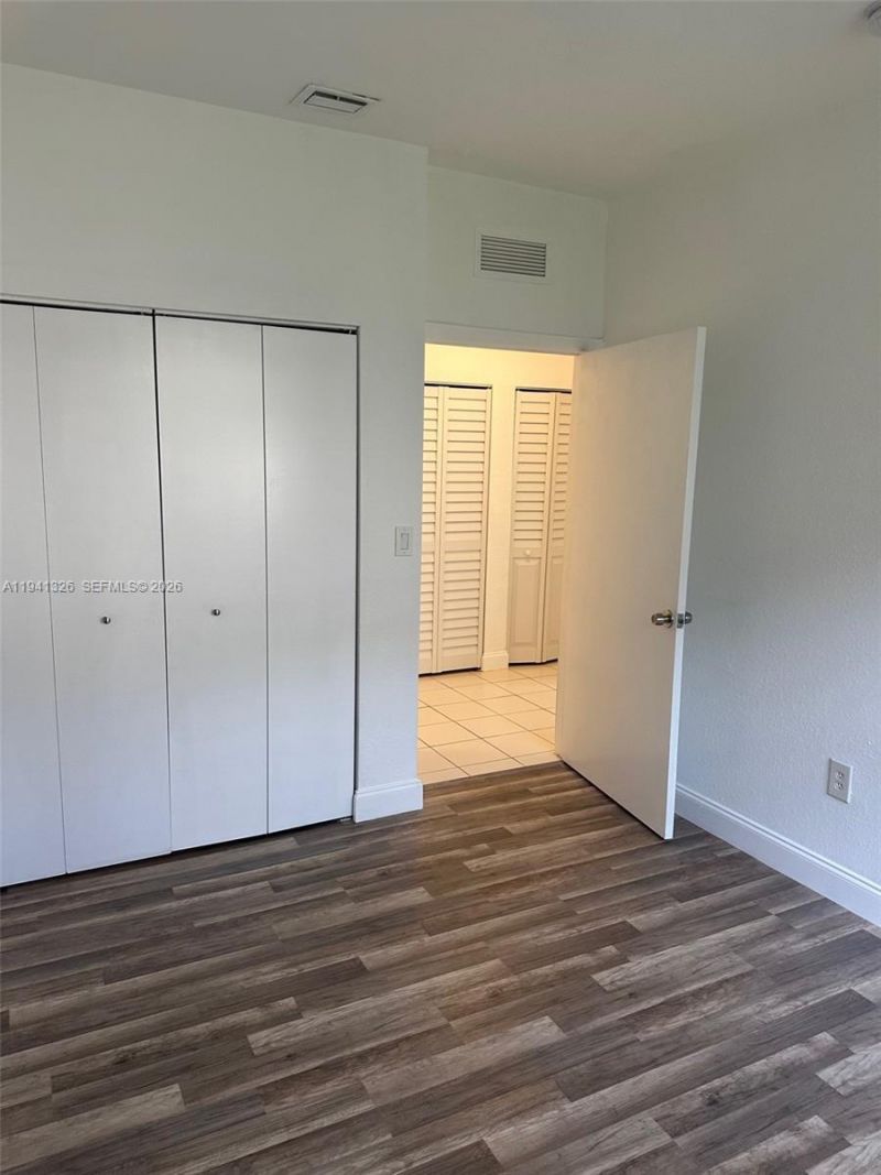 1663 SE 27th Dr, Unit 102, Homestead, FL 33035 Photo