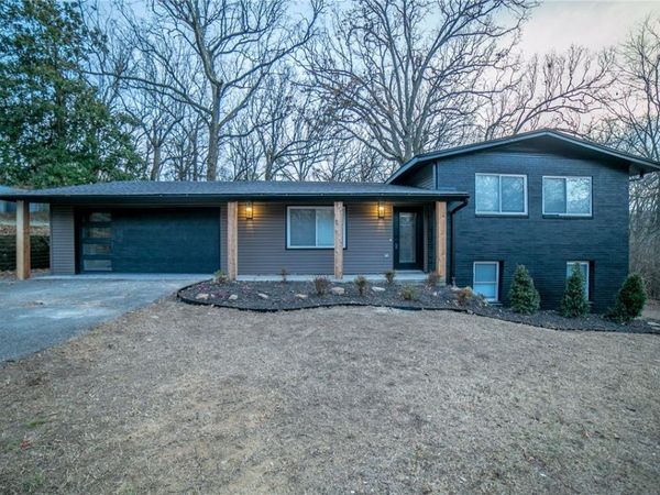 1647 E Carolyn Drive, Fayetteville, AR 72701