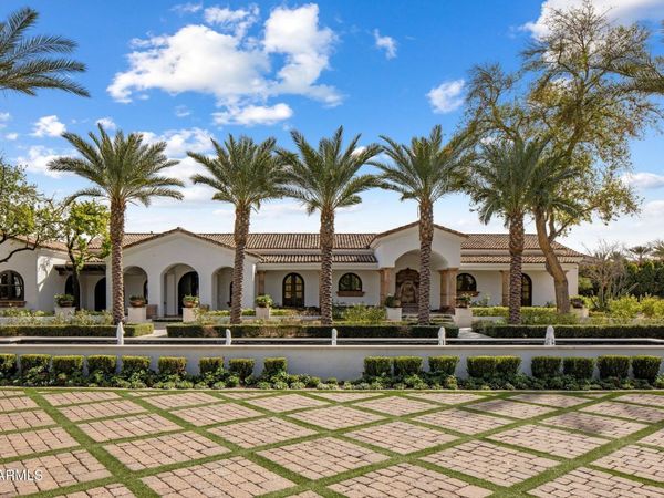 7533 N 70TH Street, Paradise Valley, AZ 85253